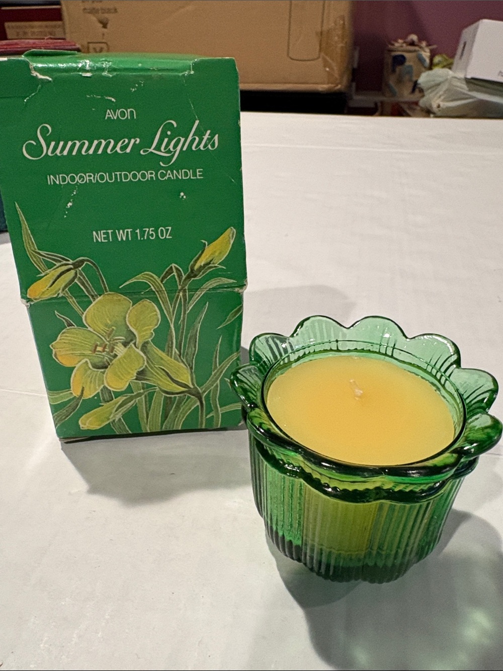 Avon Green Scalloped Glass Candle with Yellow Wax